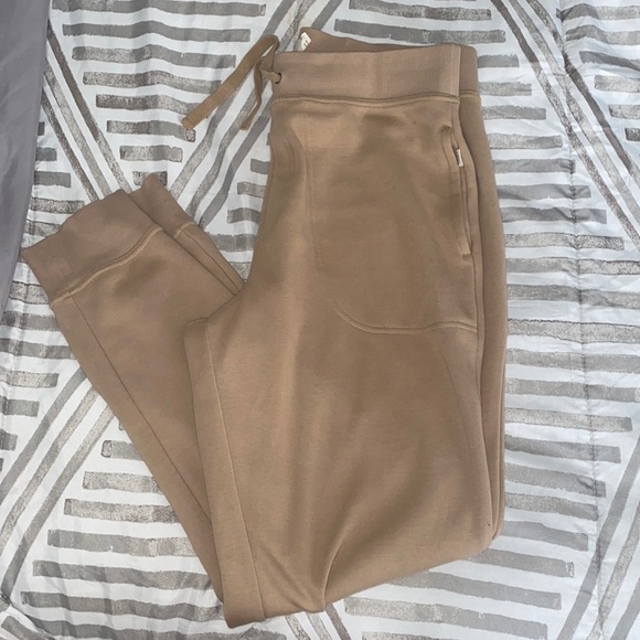 UGG Joggers - Picture 1 of 3